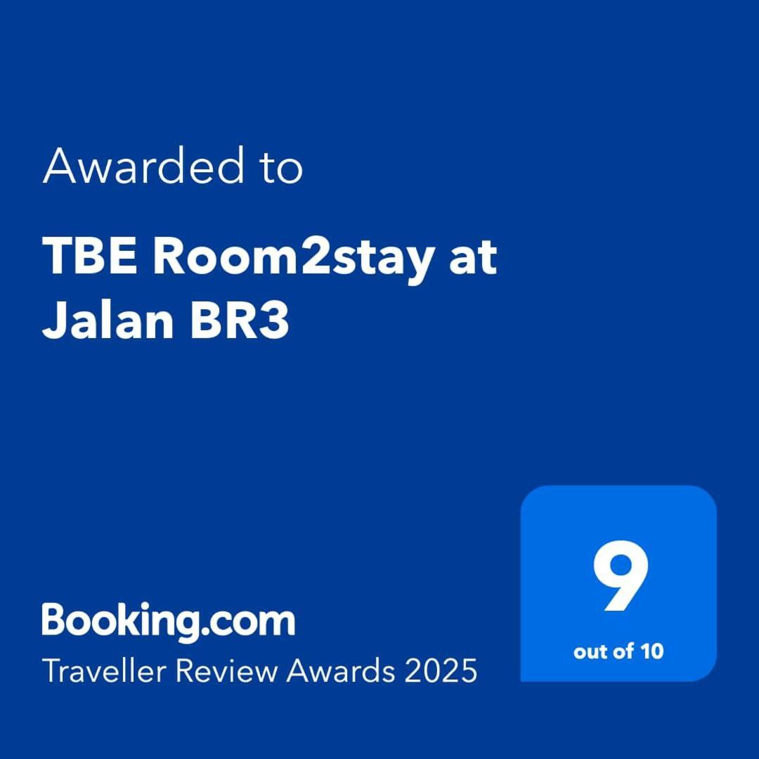 Tbe Room2Stay At Jalan Br3 Malacca Exteriör bild